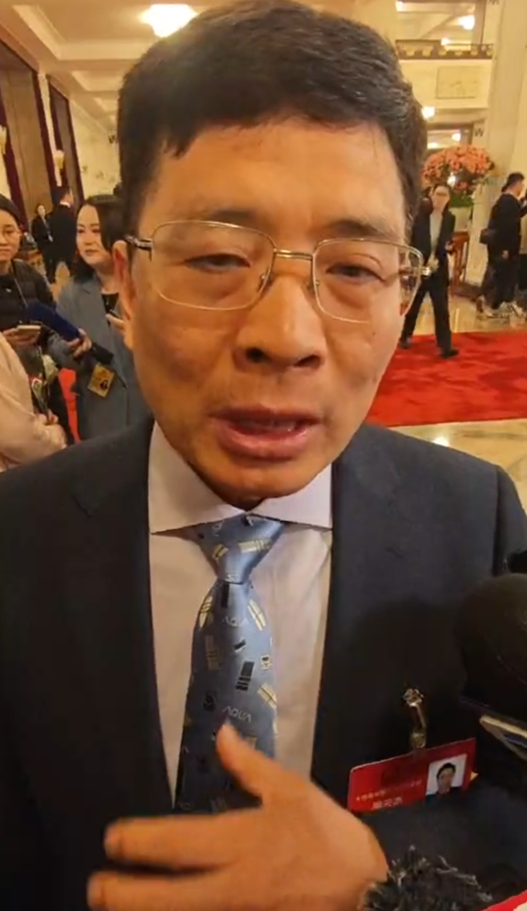 周云杰回应“出圈”：每
